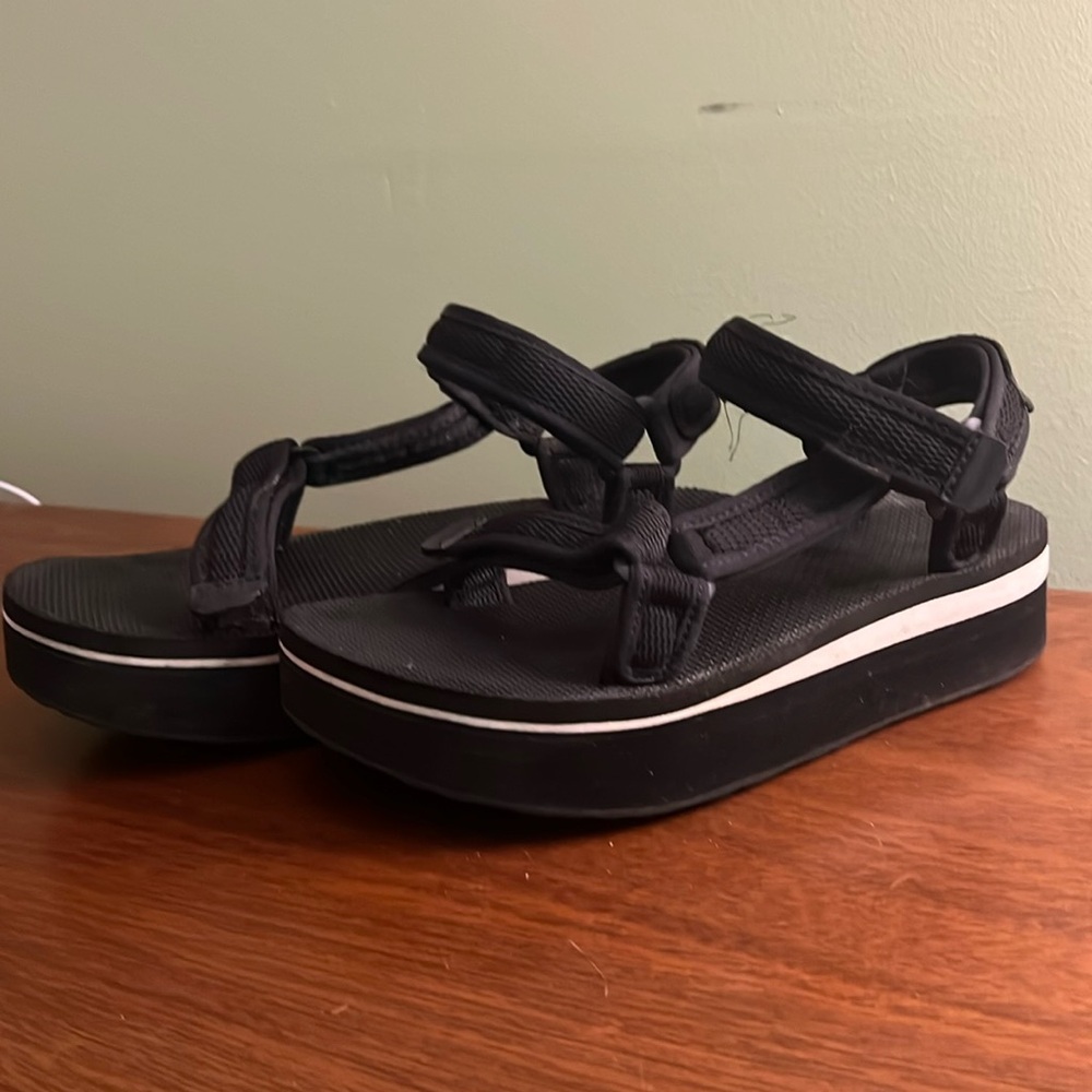 Teva Flatform, 8